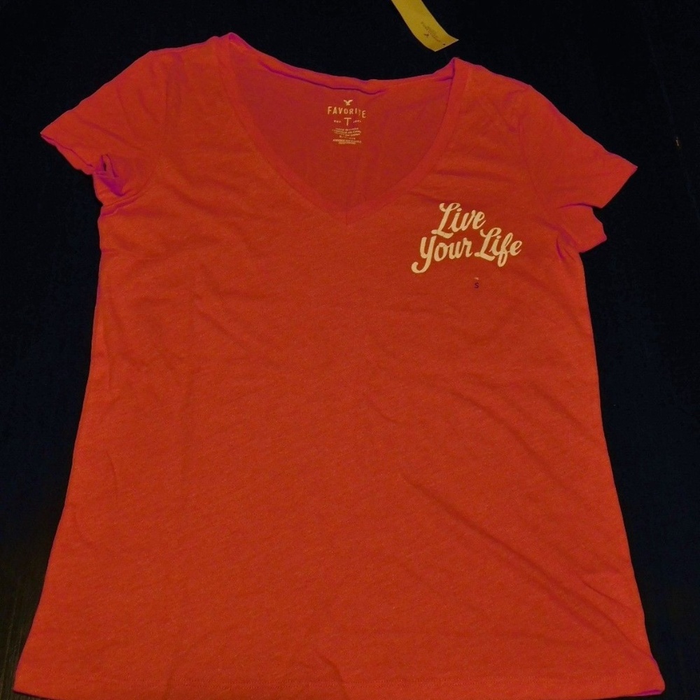 American Eagle Favorite T  LIVE YOUR LIFE Top M